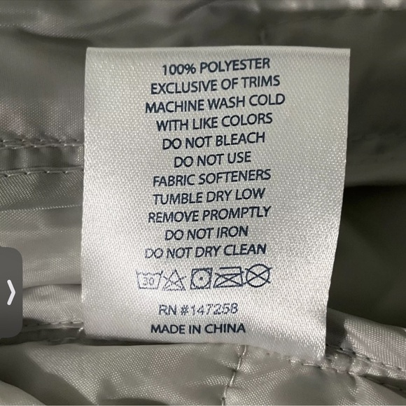 NWT Simply Southern Gray Ombré Puffy Puffer Full Zip Vest Size Large - Picture 5 of 5